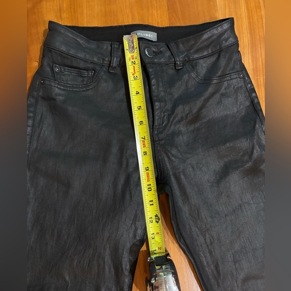 DL1961 Lara Mid Rise Cropped Flare Jeans Black Waxed Raw Hem Sz 27 - Picture 7 of 10